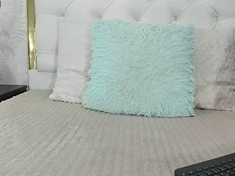 noa-camila online show from 12-02-25, 12:32