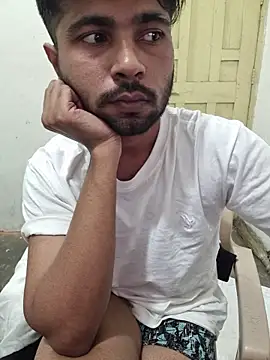 Snapshot of syndyc1 chatting on 12-02-25, 07:42 syndyc1 online show from 12-02-25, 07:42