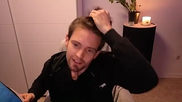 Mystery Mark online show from 11-22-25, 08:08