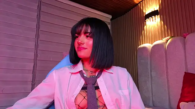 Snapshot of Milu_carbajal_x chatting on 07-05-26, 04:19 Milu carbajal x online show from 07-05-26, 04:19