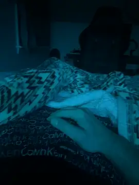 Snapshot of daddyshomeee_ chatting on 02-18-26, 04:41 daddyshomeee online show from 02-18-26, 04:41