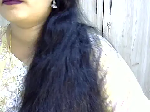 Snapshot of Muskan_Jha chatting on 04-06-26, 05:03 Muskan Jha online show from 04-06-26, 05:03