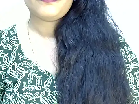 Snapshot of Muskan_Jha chatting on 04-14-26, 02:01 Muskan Jha online show from 04-14-26, 02:01