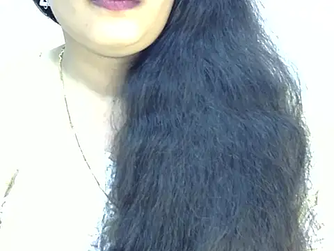 Snapshot of Muskan_Jha chatting on 04-15-26, 02:18 Muskan Jha online show from 04-15-26, 02:18