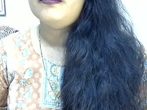 Snapshot of Muskan_Jha chatting on 04-16-26, 01:06 Muskan Jha online show from 04-16-26, 01:06