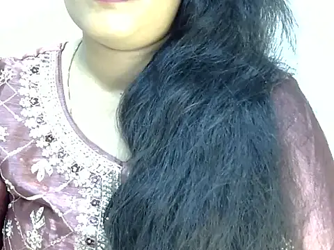 Snapshot of Muskan_Jha chatting on 04-17-26, 03:04 Muskan Jha online show from 04-17-26, 03:04