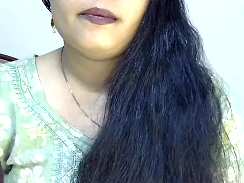 Snapshot of Muskan_Jha chatting on 04-20-26, 01:14 Muskan Jha online show from 04-20-26, 01:14