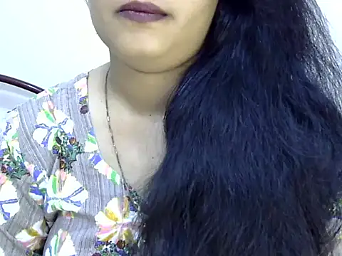 Snapshot of Muskan_Jha chatting on 04-21-26, 01:42 Muskan Jha online show from 04-21-26, 01:42