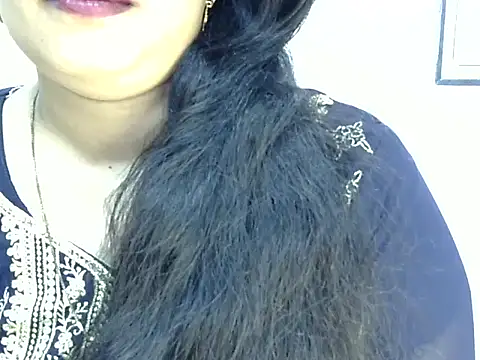 Snapshot of Muskan_Jha chatting on 04-24-26, 01:30 Muskan Jha online show from 04-24-26, 01:30