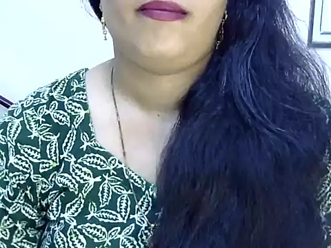 Snapshot of Muskan_Jha chatting on 04-28-26, 02:27 Muskan Jha online show from 04-28-26, 02:27
