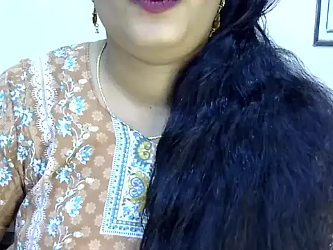 Snapshot of Muskan_Jha chatting on 05-05-26, 02:03 Muskan Jha online show from 05-05-26, 02:03