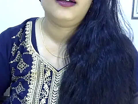 Snapshot of Muskan_Jha chatting on 05-06-26, 02:08 Muskan Jha online show from 05-06-26, 02:08