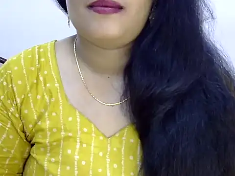 Snapshot of Muskan_Jha chatting on 05-11-26, 07:36 Muskan Jha online show from 05-11-26, 07:36