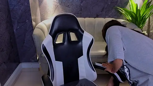 Emily Tx  online show from 12-02-25, 02:50