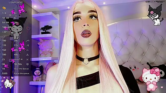 Snapshot of dearAlanaxxx chatting on 11-26-25, 05:30 dearAlanaxxx online show from 11-26-25, 05:30