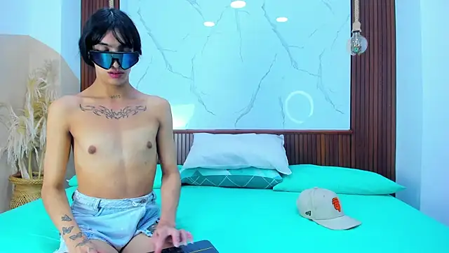 Loversinfire2 online show from 12-21-25, 10:50