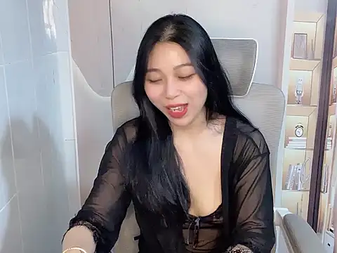 Lousii online show from 04-14-26, 02:34