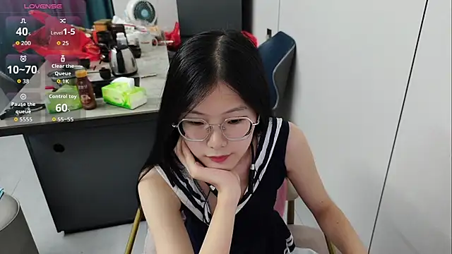 Snapshot of xlin-baby chatting on 05-23-26, 03:49 xlin-baby online show from 05-23-26, 03:49