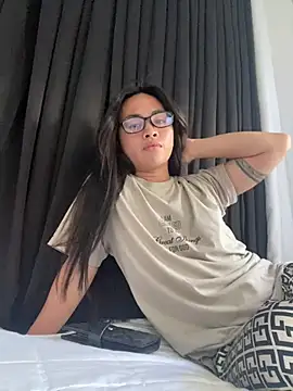 hugecockhiraya online show from 02-11-26, 07:46