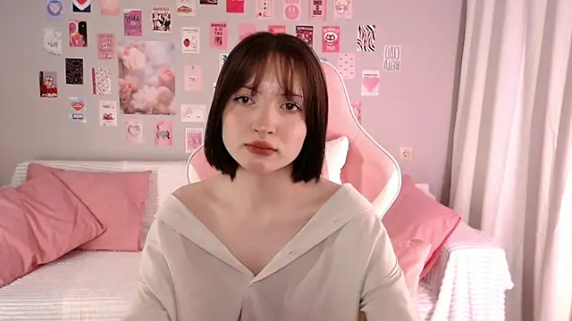 Snapshot of Lexi_Bottom chatting on 12-14-25, 01:55 Lexi Bottom online show from 12-14-25, 01:55