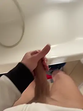 Snapshot of Jungertyp9 chatting on 11-22-25, 10:47 Jungertyp9 online show from 11-22-25, 10:47