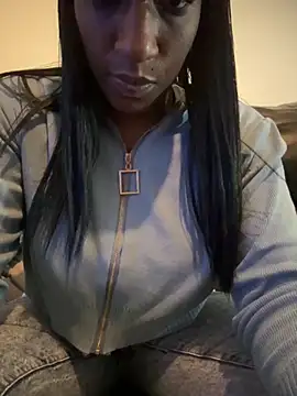 Snapshot of Sweet-Like-CandyX chatting on 11-17-25, 05:52 Sweet-Like-CandyX online show from 11-17-25, 05:52