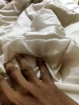 Snapshot of DesiAnita3693 chatting on 11-18-25, 02:17 DesiAnita3693 online show from 11-18-25, 02:17