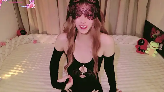 Snapshot of Lulu_QAQ chatting on 02-19-26, 01:07 Lulu QAQ online show from 02-19-26, 01:07