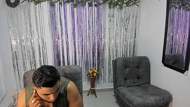 VioletXJasper online show from 11-24-25, 11:15