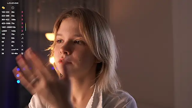 Snapshot of PhillisEsplin chatting on 01-11-26, 07:08 PhillisEsplin online show from 01-11-26, 07:08