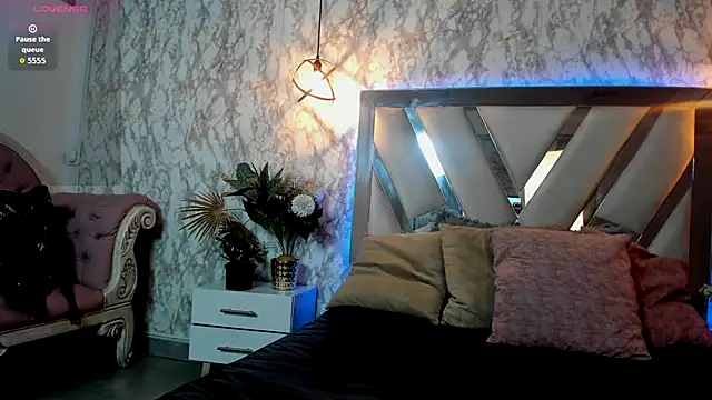 Snapshot of LILITH_LIBELULA chatting on 12-15-25, 07:18 LILITH LIBELULA online show from 12-15-25, 07:18