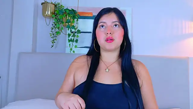 MiaSchtt online show from 03-04-26, 03:23