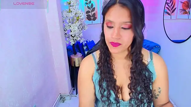 Lili rousx online show from 11-28-25, 03:20