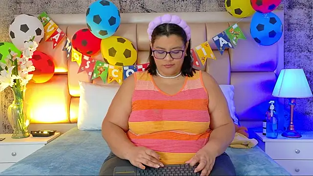 Snapshot of SelennaCooper chatting on 06-20-26, 12:08 SelennaCooper online show from 06-20-26, 12:08