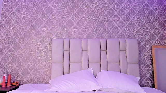 Venuss888 online show from 11-24-25, 09:36