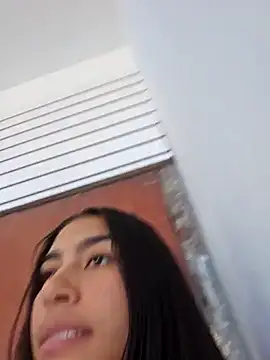 skinnyrox online show from 12-15-25, 07:18