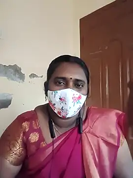 Snapshot of Tamil_Ranjini chatting on 11-26-25, 06:58 Tamil Ranjini online show from 11-26-25, 06:58