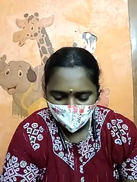 Snapshot of Tamil_Ranjini chatting on 11-30-25, 01:37 Tamil Ranjini online show from 11-30-25, 01:37