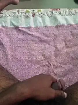 Snapshot of bbc_tamil chatting on 11-16-25, 10:43 bbc tamil online show from 11-16-25, 10:43