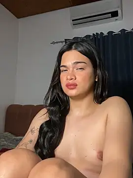 Snapshot of fairuu chatting on 11-25-25, 05:02 fairuu online show from 11-25-25, 05:02