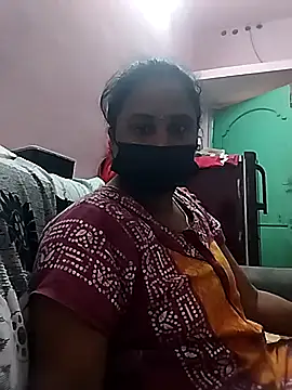 Snapshot of Tamil_devagi chatting on 11-17-25, 03:12 Tamil devagi online show from 11-17-25, 03:12