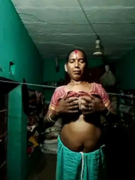 Snapshot of Xx_savita chatting on 07-05-26, 08:49 Xx savita online show from 07-05-26, 08:49
