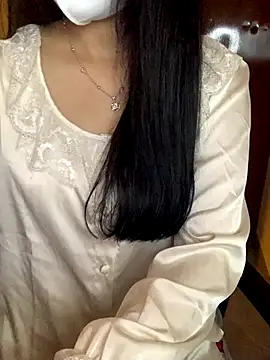 Snapshot of Hanni_22 chatting on 12-04-25, 02:26 Hanni 22 online show from 12-04-25, 02:26