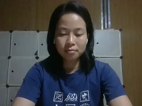 Cat-meow online show from 07-04-26, 04:13