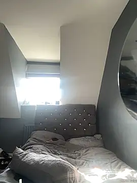 Blonde Bunny online show from 02-04-26, 11:38