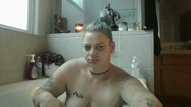 Snapshot of anitabonghit chatting on 06-07-26, 12:53 anitabonghit online show from 06-07-26, 12:53