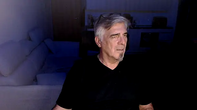 Buidapest online show from 03-15-26, 03:01