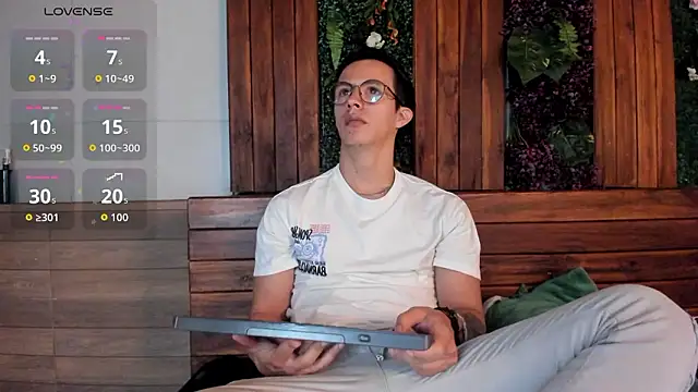 Brandon starkk online show from 02-11-26, 11:37