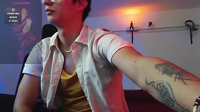 Snapshot of Brandon_starkk chatting on 05-01-26, 12:21 Brandon starkk online show from 05-01-26, 12:21