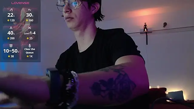 Snapshot of Brandon_starkk chatting on 05-02-26, 12:32 Brandon starkk online show from 05-02-26, 12:32
